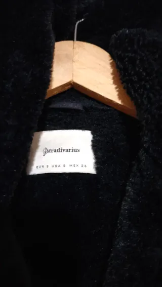 Chaqueta abrigo negra con pelo