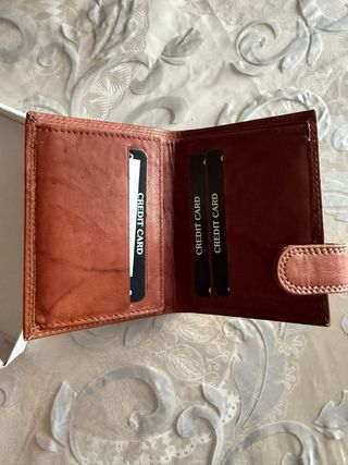 Cartera de piel para hombre