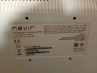 Televisor Nevir Beige con Mando y Antena TDT