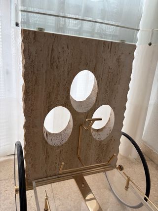 Carrito de servicio de mármol y cristal