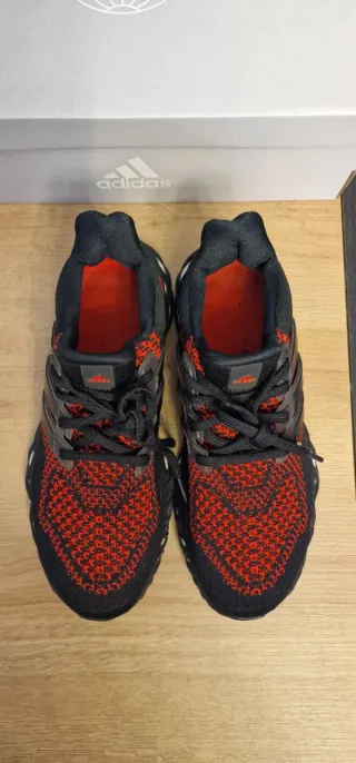 Adidas Ultraboost Negro/Rojo Talla 41 1/3(25,5 cm)