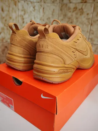 Scarpe Nike Air Monarch