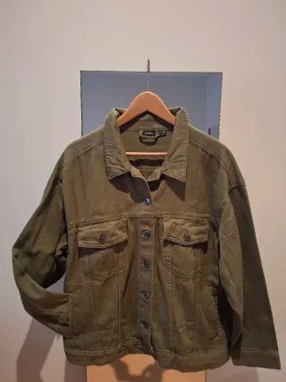 Cazadora vaquera Esmara,corte clásico, talla 44/46