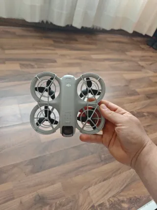 DJI NEO + DJI Care Refresh 1 anno