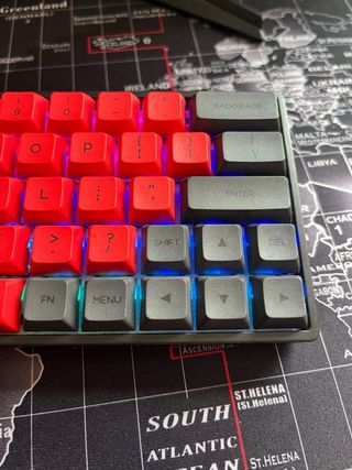 Teclado Mecánico 65% InstaGo Compacto