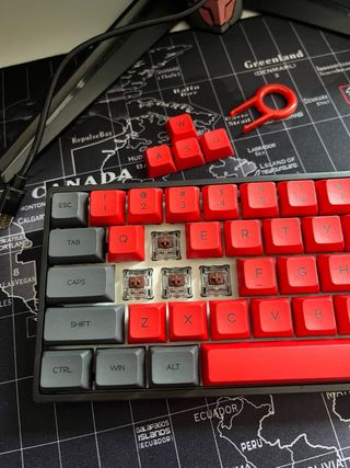 Teclado Mecánico 65% InstaGo Compacto