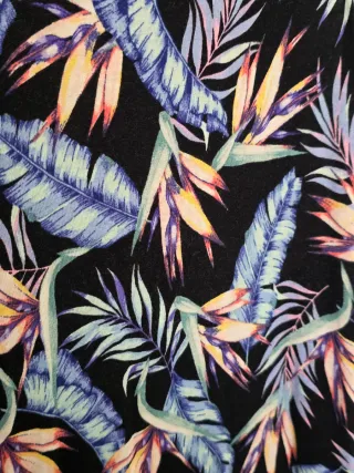 Vestido H&M Estampado Hojas Talla M