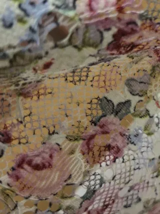 Pizzo floreale a metro H25 cm