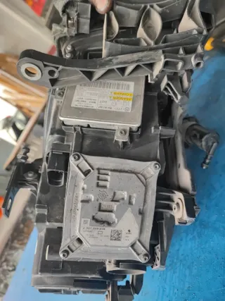 Faro Izquierdo Audi A4