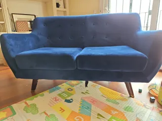 Sofá 2 plazas azul terciopelo