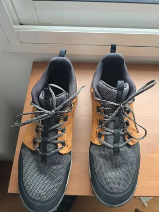 Zapatos senderismo Quechua Marrón/Negro