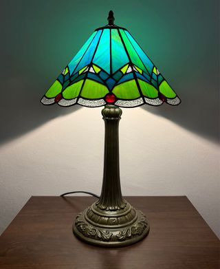 Lámpara de mesa estilo Tiffany
