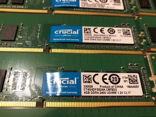 20x Crucial 4GB DDR4 2400MHz CL17 UDIMM RAM