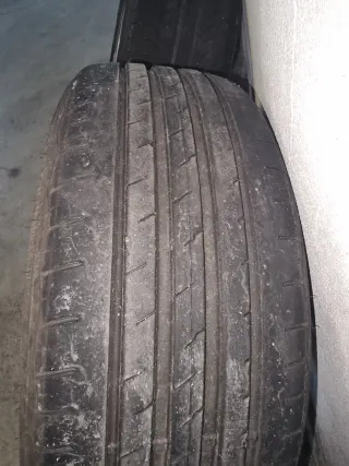Llantas Mercedes 16 con Neumáticos