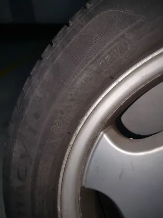 Llantas Mercedes 16 con Neumáticos