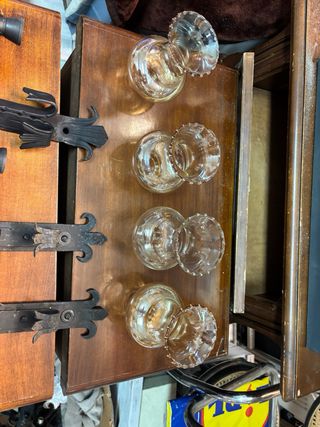 Applique da parete in metallo e vetro