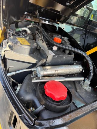 Excavadora Yanmar VIO80