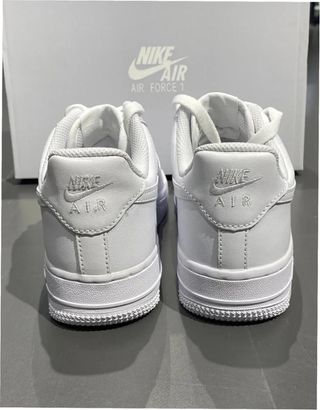 Nike Air Force 1 Low '07 Talla 42.5