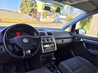 Volkswagen Touran 2010