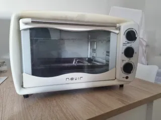 Horno Eléct. sobremesa Nevir 19L 1500W Color:crema