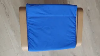 Sillón Poäng Ikea con Reposapiés Azul