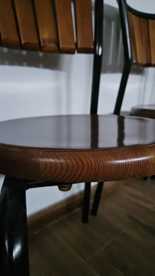 Sillas de comedor de madera y metal