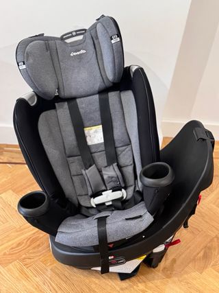 Silla coche Evenflo giratoria 360-muy bien cuidada