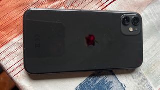 iPhone 11 64GB Negro 83% Batería