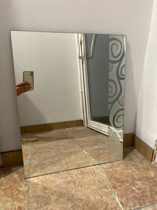 Espejo decorativo con diseño