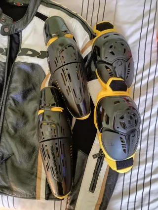 Chaqueta Spidi Talla 48 Negra y Blanca