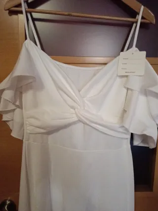 Traje de flamenca ,Rociero ,blanco con volantes