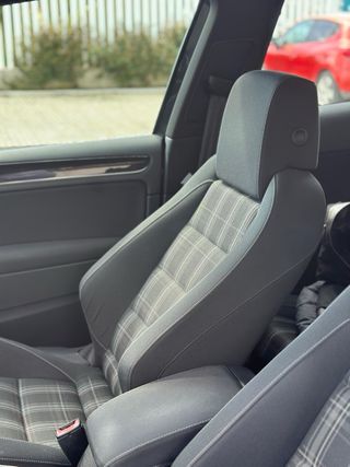 Volkswagen Golf 2012