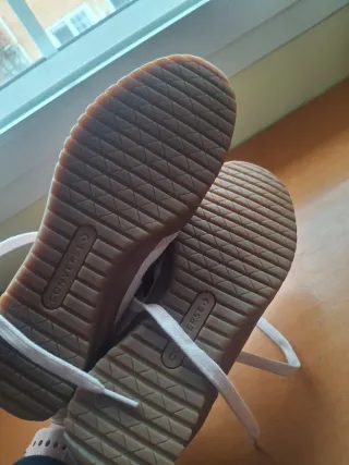 Zapatillas Converse Beige y Rosa