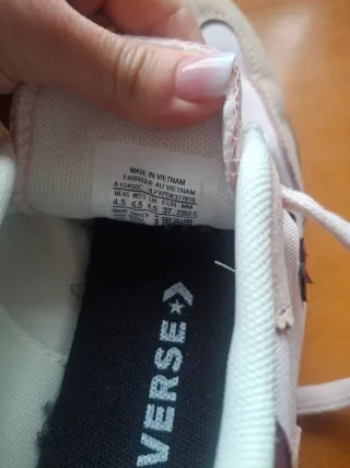 Zapatillas Converse Beige y Rosa