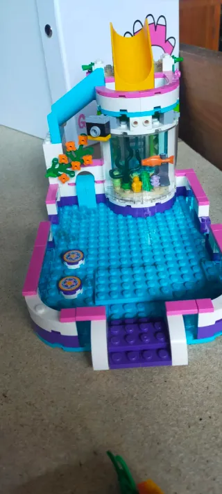 Lote Lego con personajes y folletos