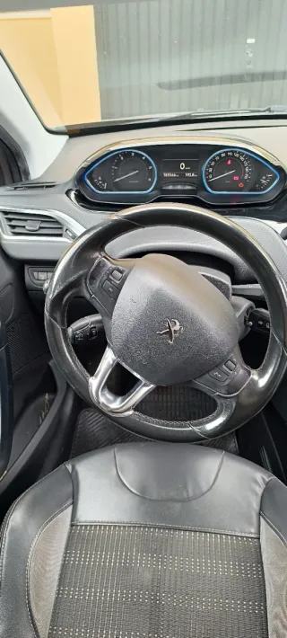 Peugeot 2008 2014