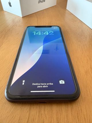 iPhone 11 64GB Negro con caja