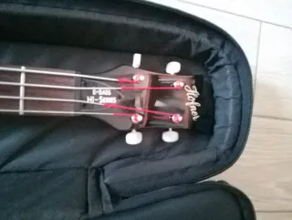Bajo Eléctrico Hofner B-Bass HI Series con funda