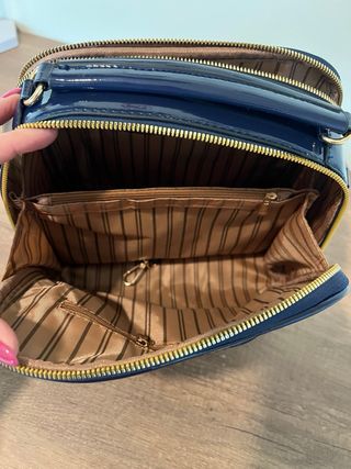 Borsa vernice blu effetto coccodrillo