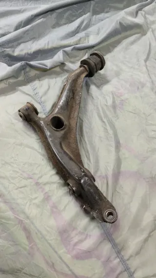 Trapecio delantero izquierdo Honda Civic EJ9