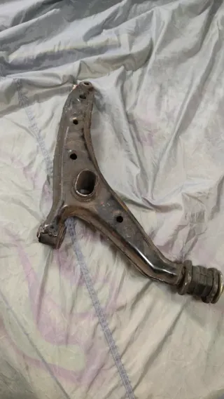 Trapecio delantero izquierdo Honda Civic EJ9