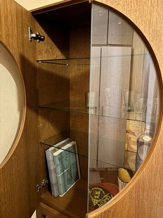 Vitrina IKEA STOCKHOLM Diseño Tomas Jelinek