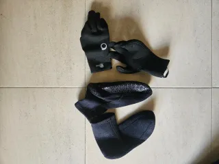 Pack Neopreno completo niño (Traje + Guantes + Esc