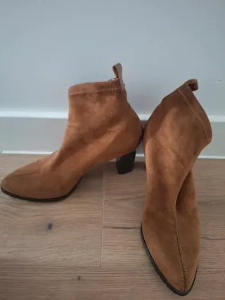 Botines Gloria Ortiz piel marrón