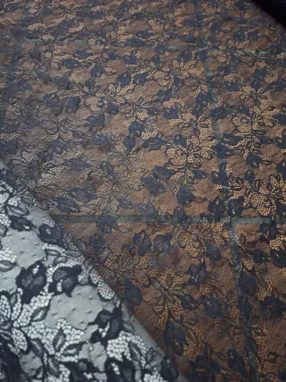 Tessuto pizzo elasticizzato nero H 145 cm