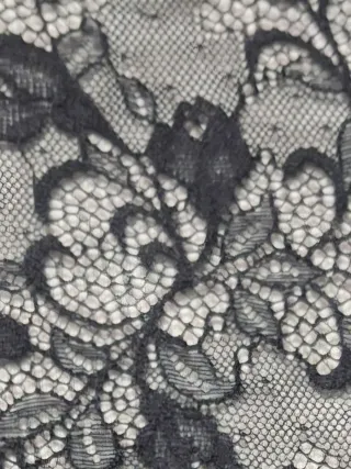 Tessuto pizzo elasticizzato nero H 145 cm