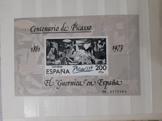 ALBUM SELLOS ESPAÑA Y HOJITAS, MÁS OTROS PAISES
