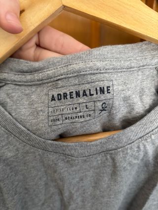 Camiseta Scalpers Adrenaline Gris Talla M