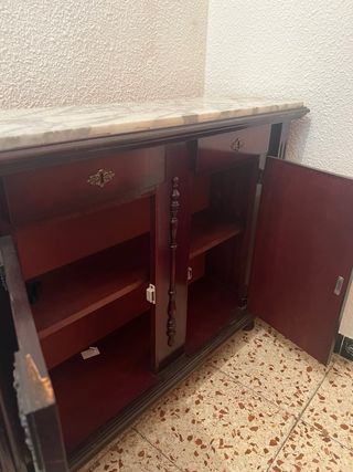 Mesilla entrada mármol y madera