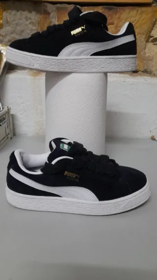 Zapatillas Puma Suede XI Negras y Blancas